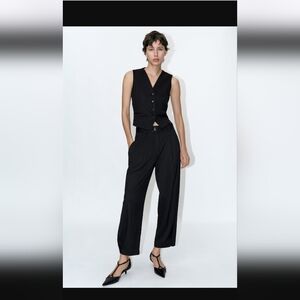 Zara Black Trousers with Belted Waist and Wide-Leg Design